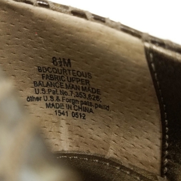 Bandolino Metallic Snake Print Heels - Picture 4 of 4